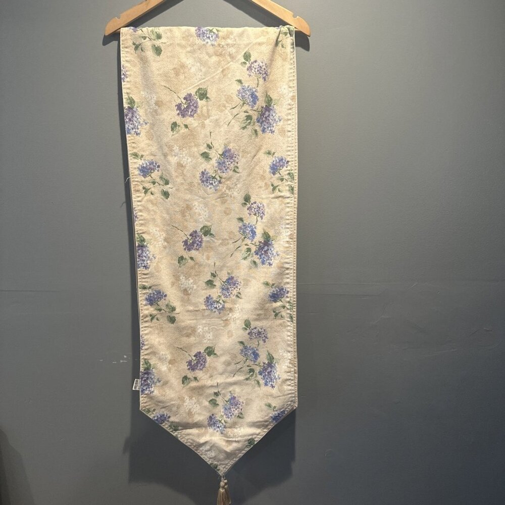 Pier One imports Floral table runner Beige Tassels Floral Pattern Holiday Decor